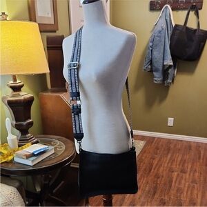 NWOT Hobo Black Leather Crossbody Bag with Patterned Strap